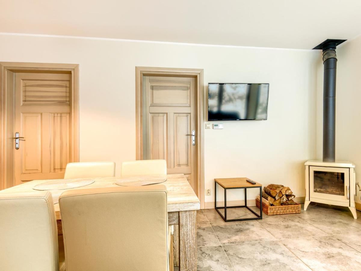 Mazursko - Komfortowe Apartamenty Nad Jeziorem, Sauna, Kominki Na Parterze Kretowiny Exterior foto