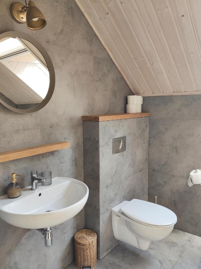 Mazursko - Komfortowe Apartamenty Nad Jeziorem, Sauna, Kominki Na Parterze Kretowiny Exterior foto