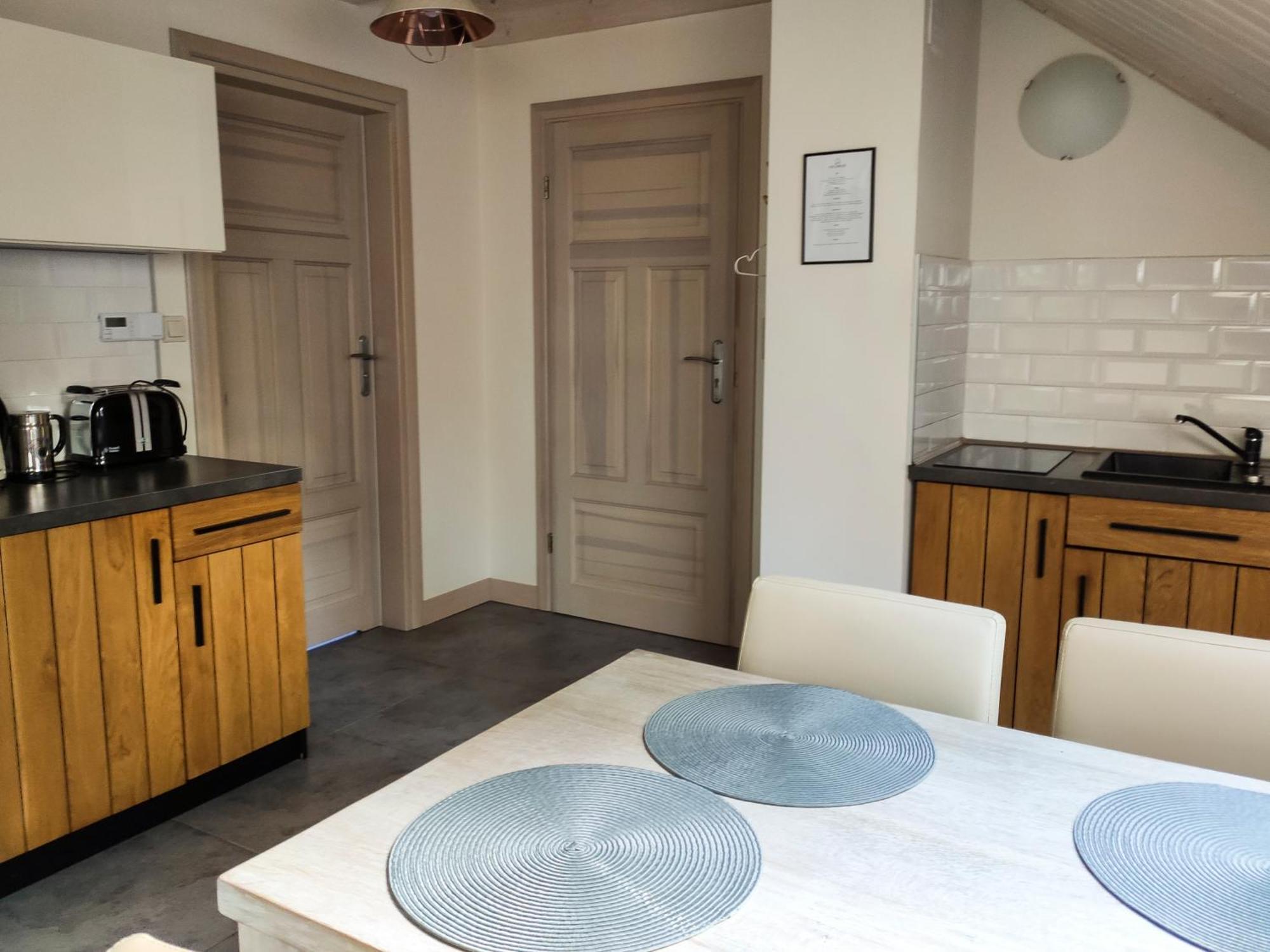 Mazursko - Komfortowe Apartamenty Nad Jeziorem, Sauna, Kominki Na Parterze Kretowiny Cameră foto