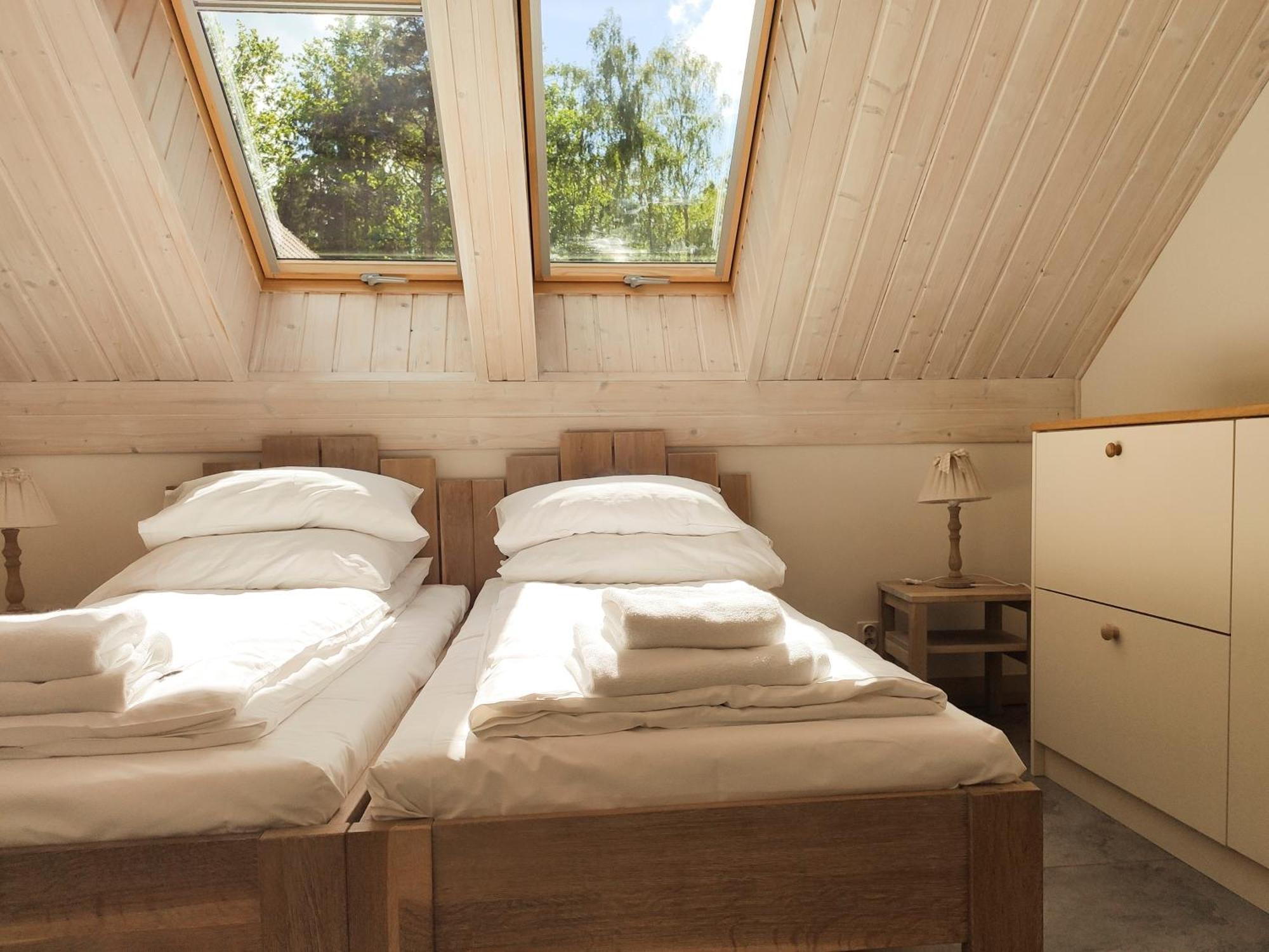 Mazursko - Komfortowe Apartamenty Nad Jeziorem, Sauna, Kominki Na Parterze Kretowiny Cameră foto